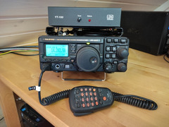 Yaesu  FT-897D